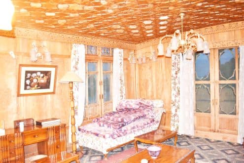 The Lion House Boat, Srinagar 3
